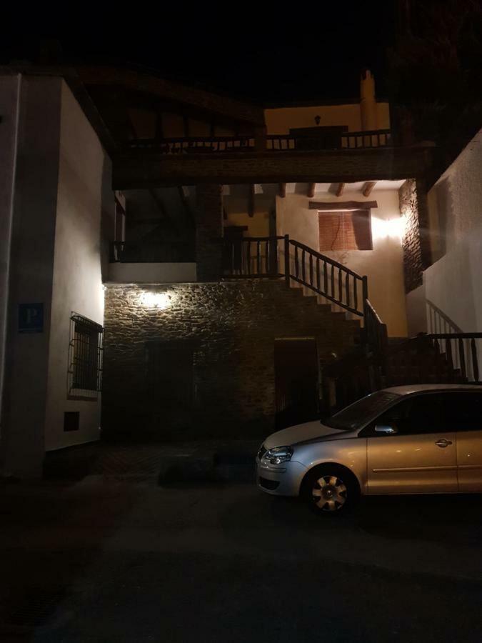 Apartamento Ruta De Las Nieves Capileira Buitenkant foto